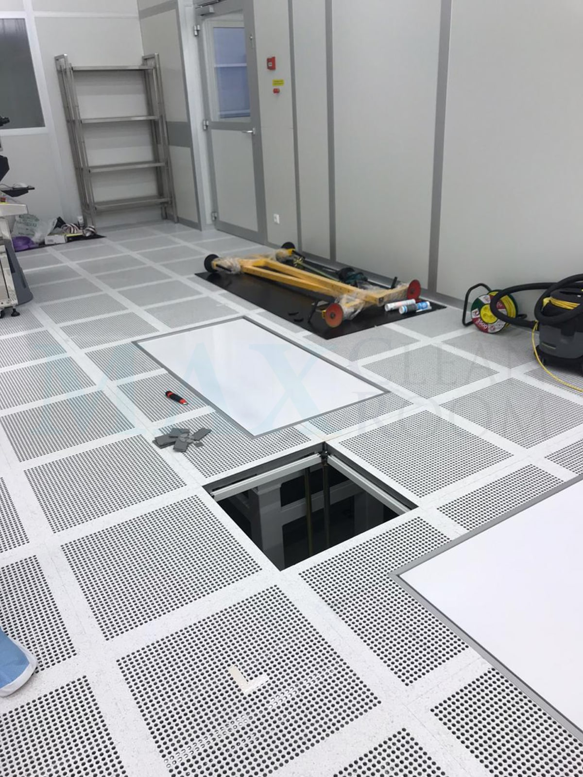 Фальшпол MaxCR-Floor - купить в Москве и Санкт-Петербурге